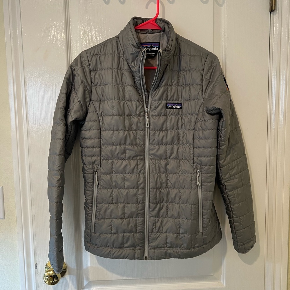 Patagonia Nano Puff Jacket -Grey women’s small - logo